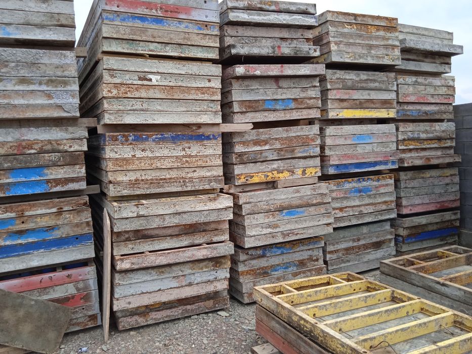 Аренда опалубка струбцины колонны фанера тайроты замки