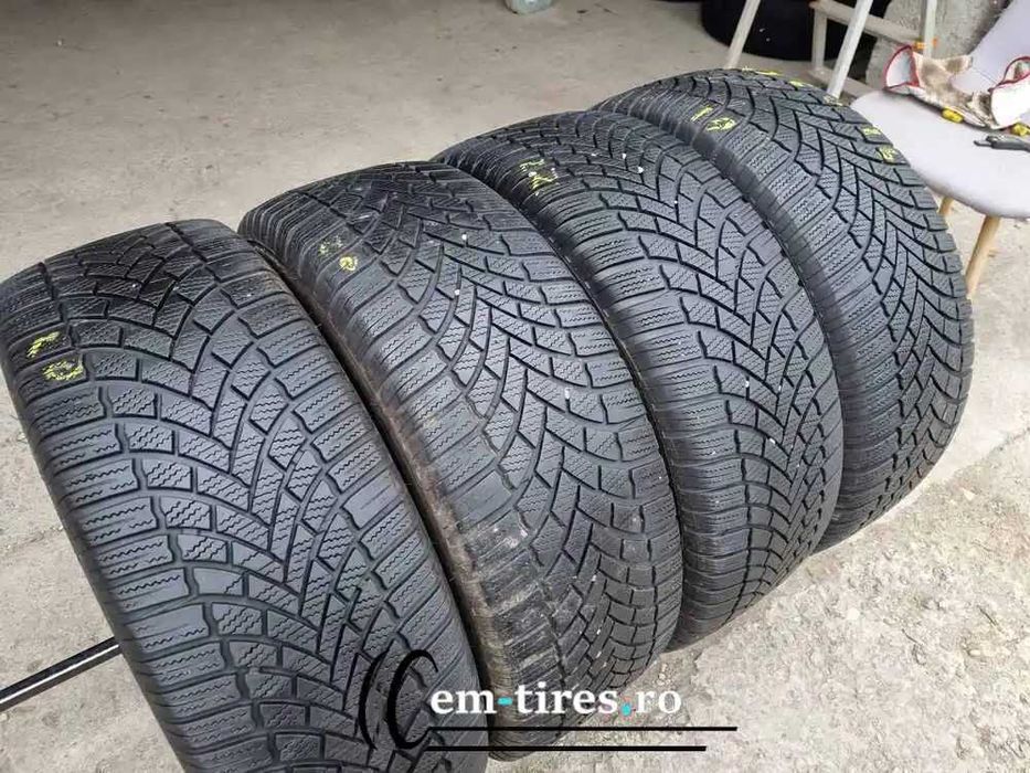 SET 4 Anvelope Iarna 215/60 R16 BRIDGESTONE Blizzak LM005 99H