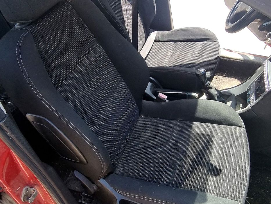 Scaun dreapta fata PEUGEOT 307 [Fabr 2000-2008] 1.6 HDI NFU 80KW / 109