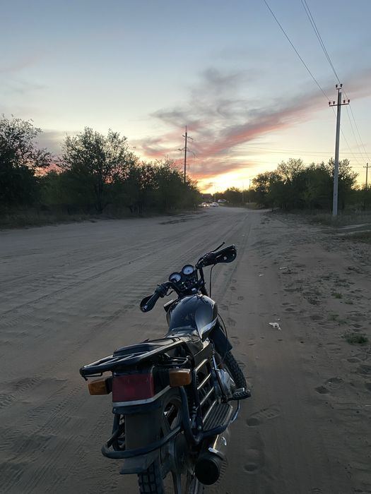 Продаю мотоцикл 200кубов