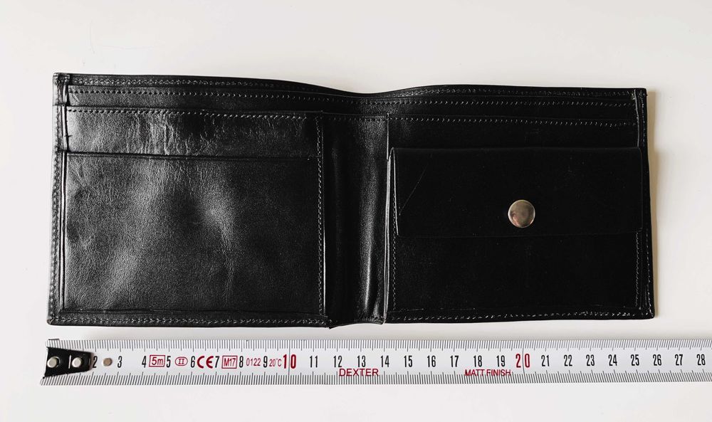 Portofel din piele naturala barbati nou