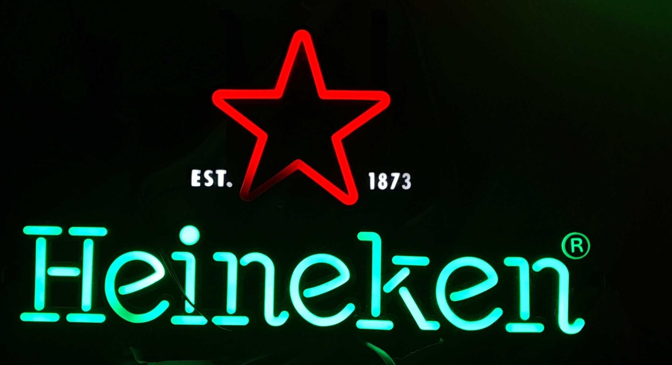 Reclama Heineken neon ,de colectie