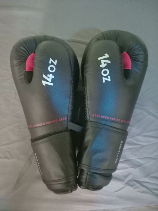 Боксови ръкавици