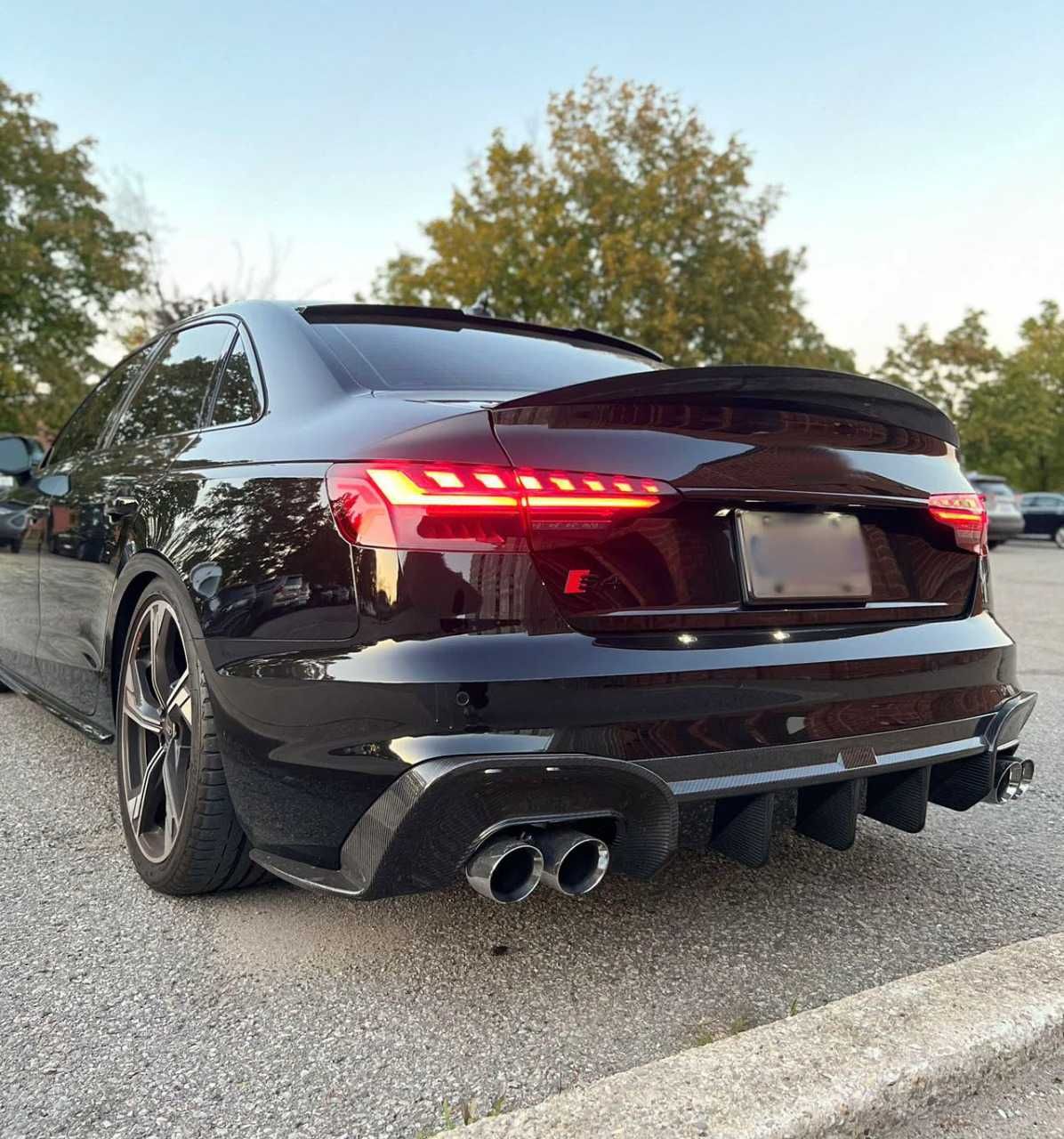 Eleron Luneta M4 Lip Spoiler Geam AUDI A4 B9 [2017-2022] RS V style