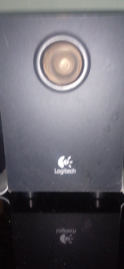 Продам савбуфер Logitech