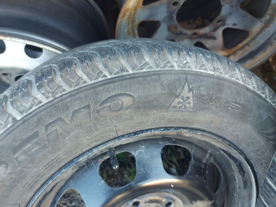 Roti 215 65 R 16 iarna