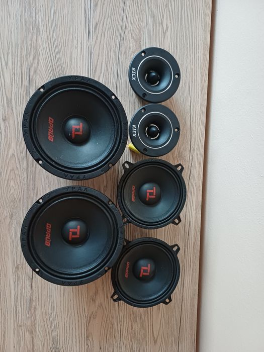 Динамики для авто комплект