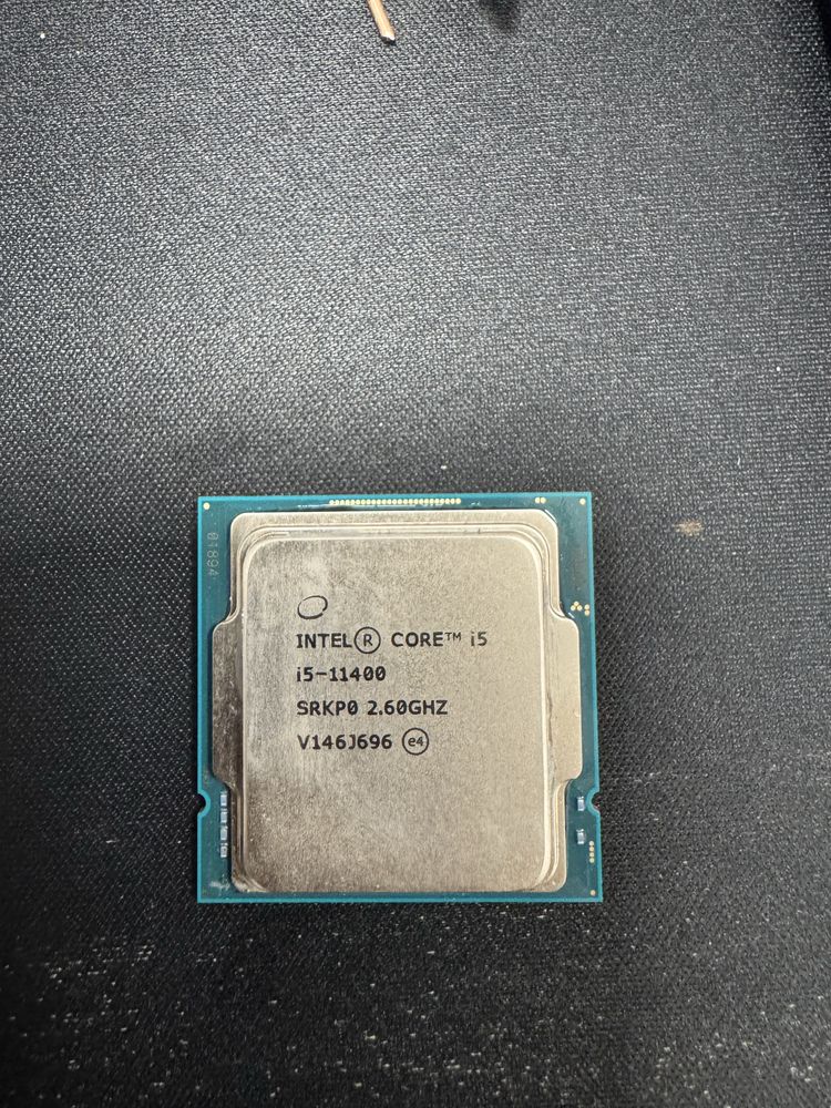 Procesor Intel Core i5 11400 LGA1200 6 cores 12 thread-uri 4.4GHz