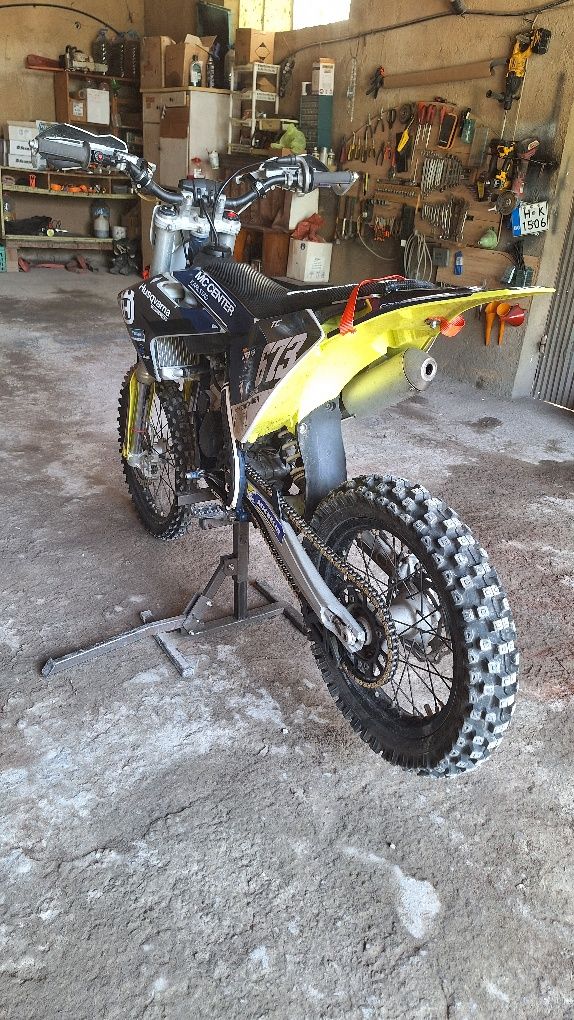 Продавам husqvarna tc85