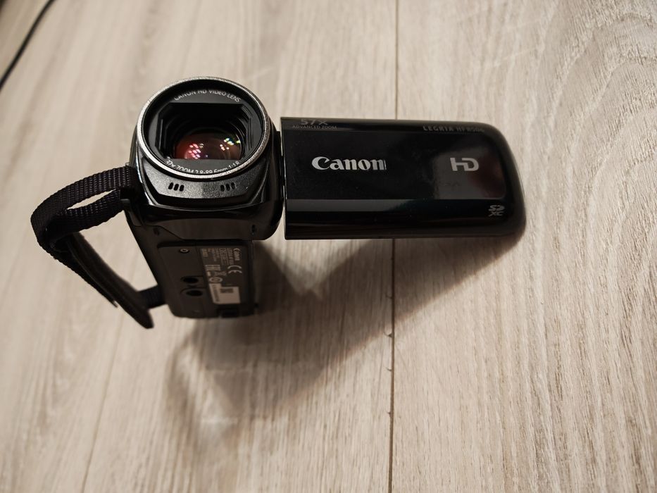 Camera video / foto CANON si trepied