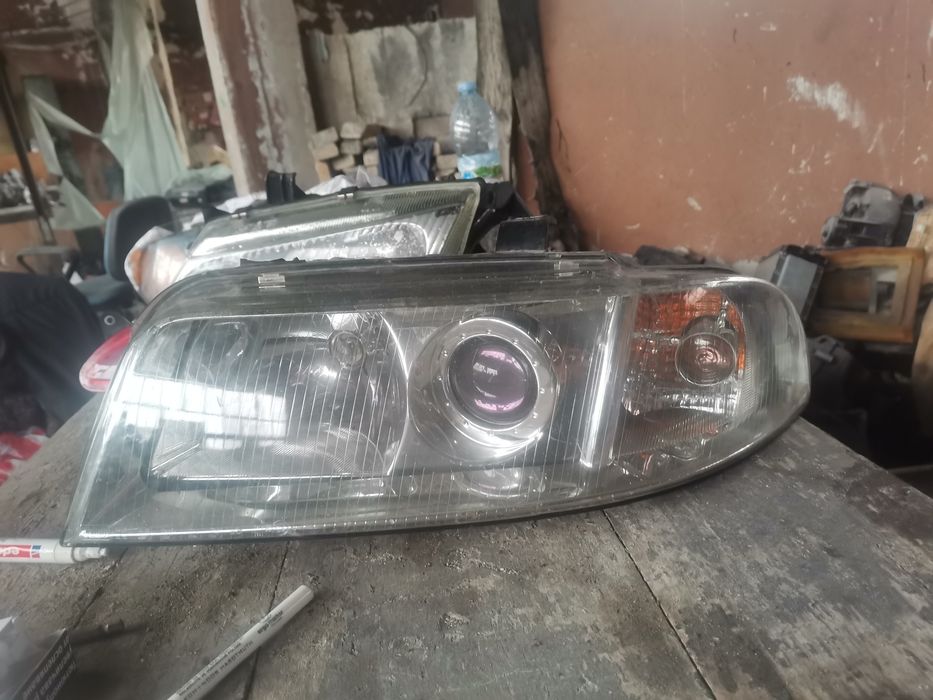 Оргинален Ляв фар за audi a4 b5