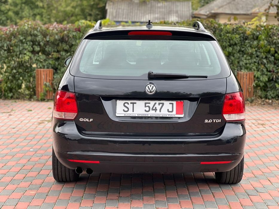 Volkswagen Golf 6 Highline 2.0 tdi
Cutie de viteze Automată dsg