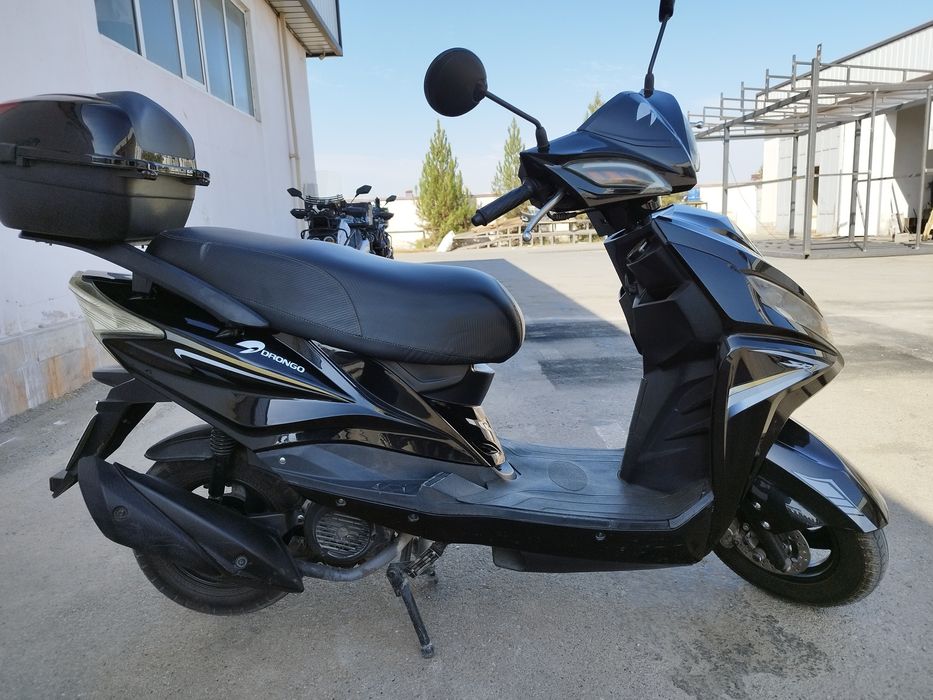 Skuter sotiladi Drongo 80 kub