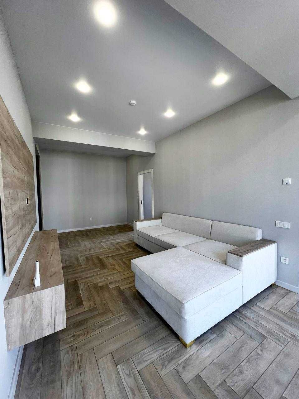 Сдаётся Помещение в БЦ Бузбазар (N115)