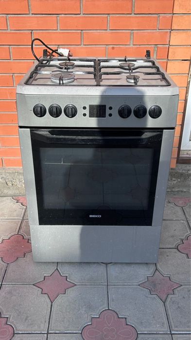 Продоется Газовая плита