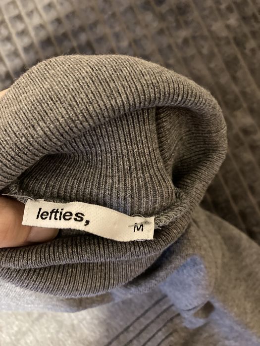 Четири рокли по 10 лв.