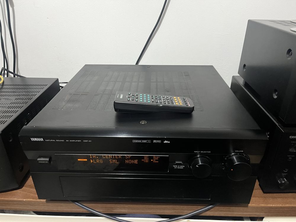 Yamaha DSP-A1 imens