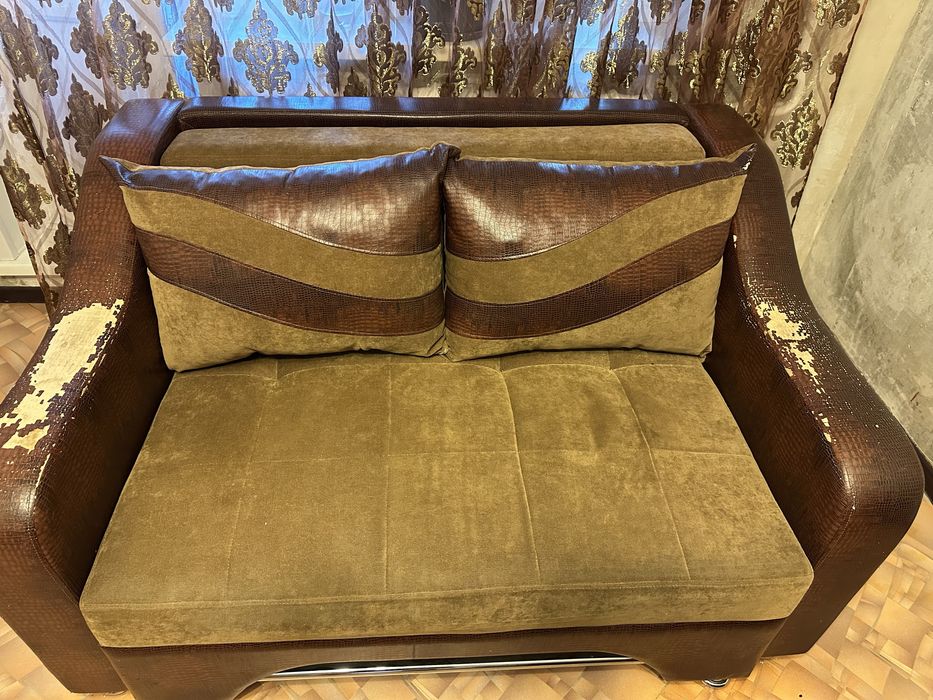 Продам мини диванб/у