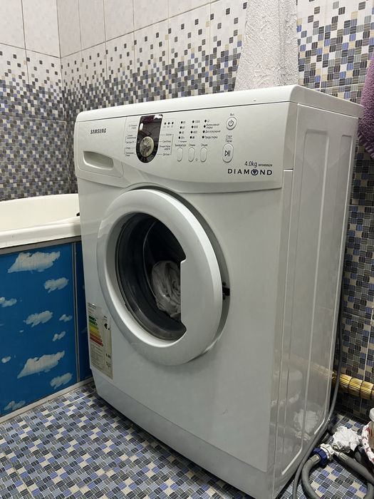 Продам стиральную машинку Samsung