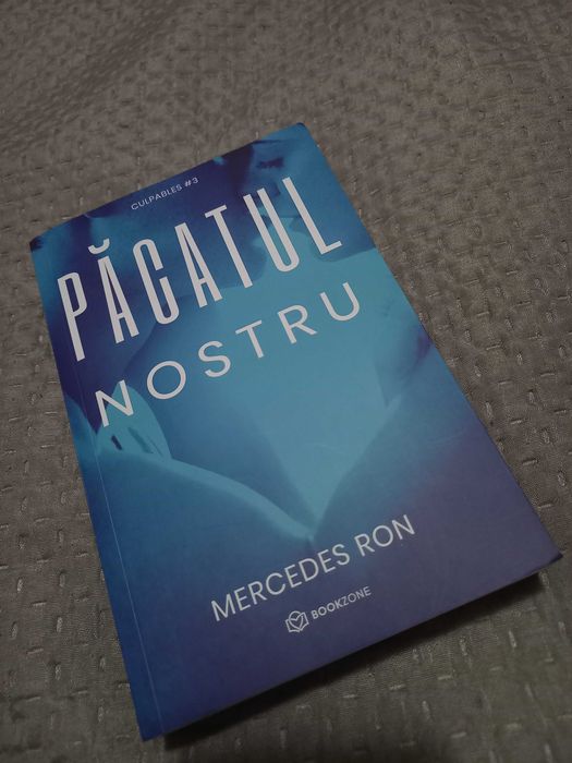 Cărți în stare impecabilă – trilogii, thrillere și romane de succes!