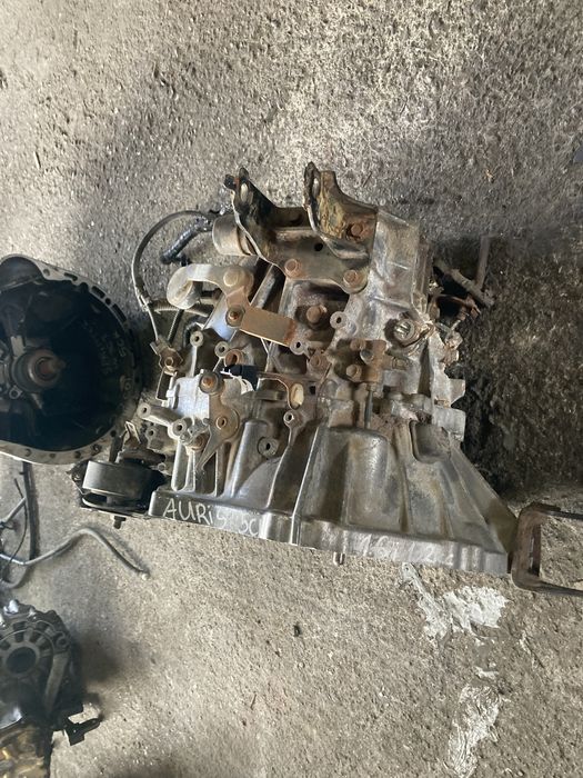 Toyota Auris 1.6 i 132 кс 2017 година 5 скорости Скоростна Кутия