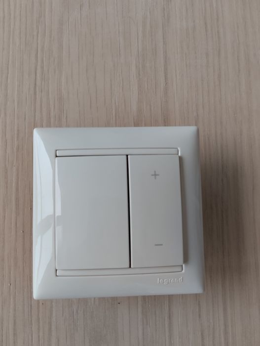 4бр Легранд ключ Legrand сензорен димер с девиаторен ключ НОВ