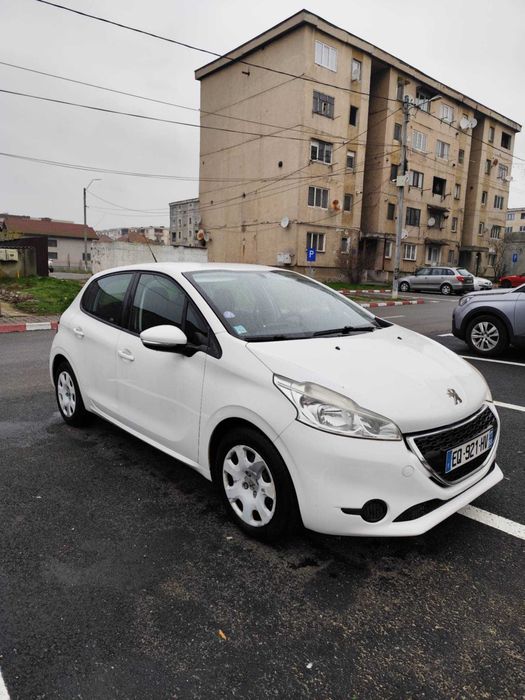 Peugeot 208...2014