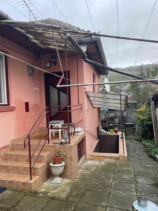 Casa de vanzare, cartier Mosnei