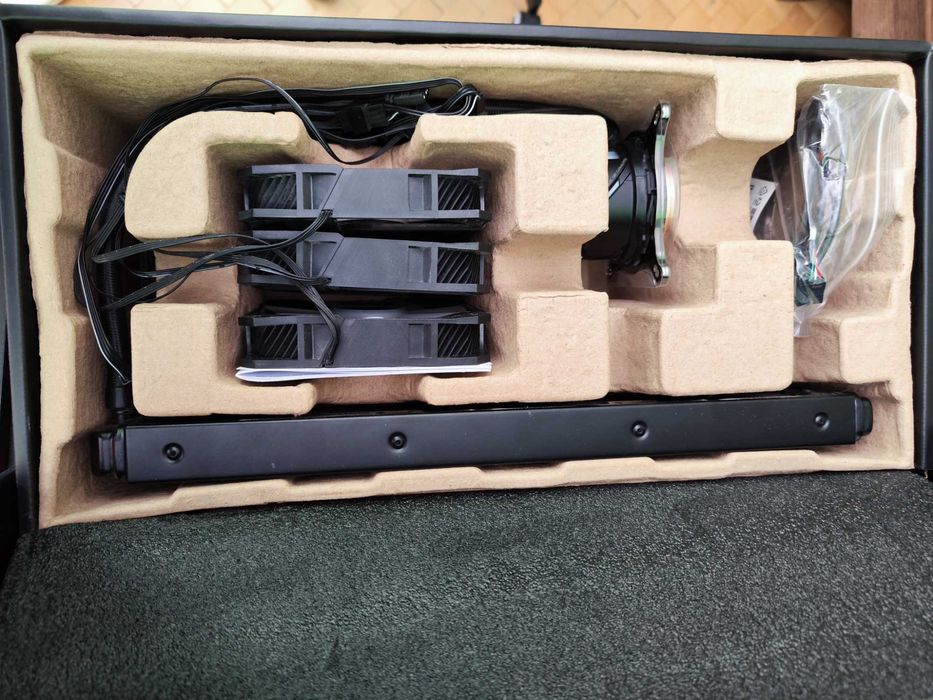 Asus ROG Strix LC 360 RGB