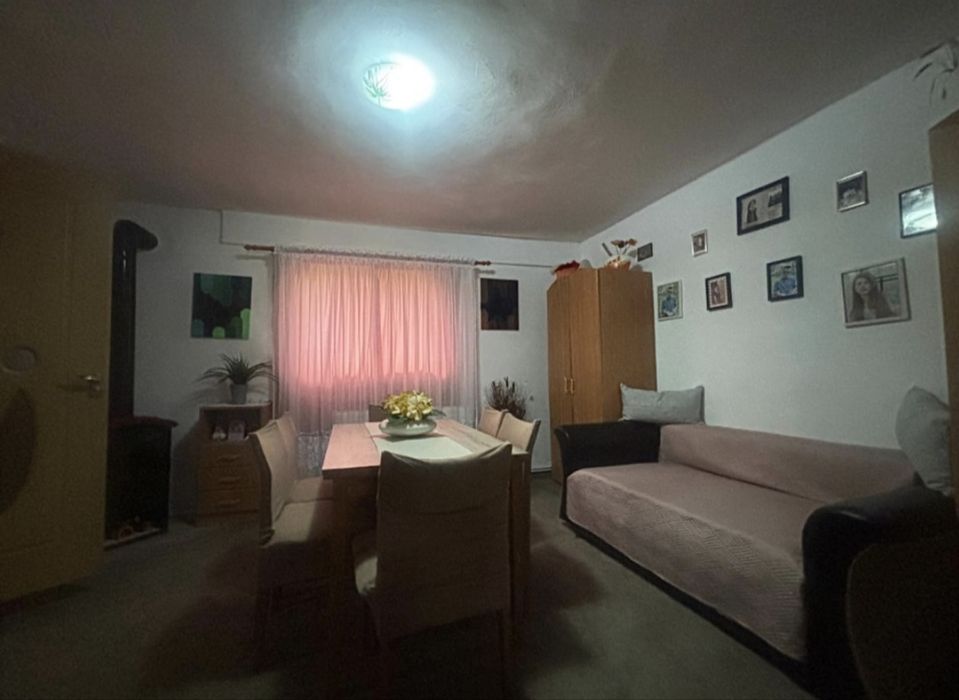 Casa plus teren de vanzare