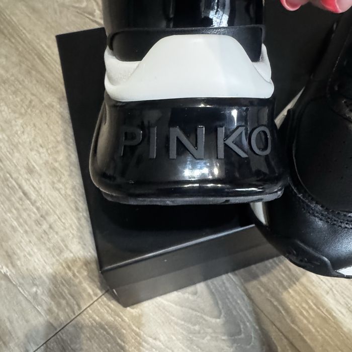 Оргинални естественна кожа Pinko Нови