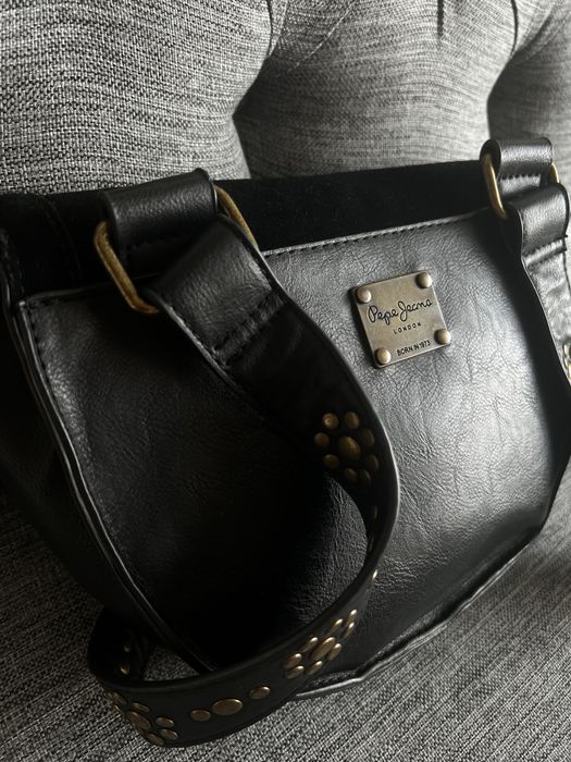 Чанта Pepe Jeans - черна