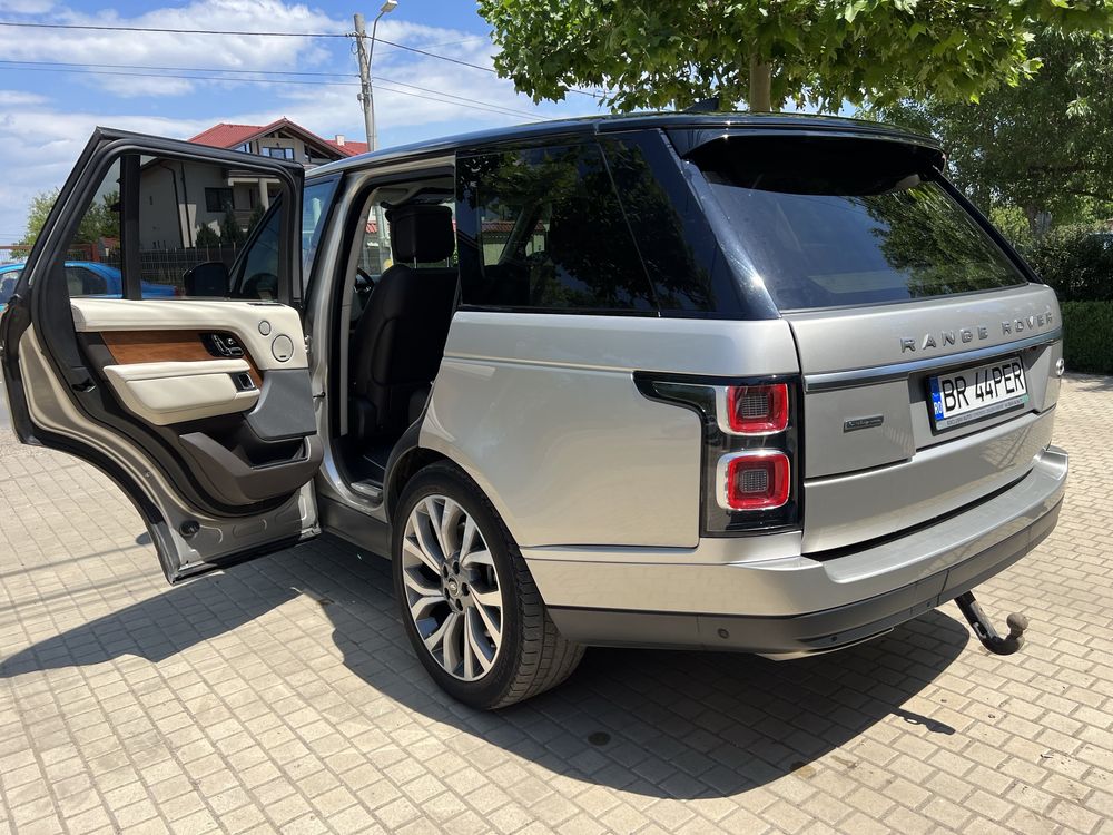 Land Rover Range Rover 3.0 I TDV6 AUTOBIOGRAPHY