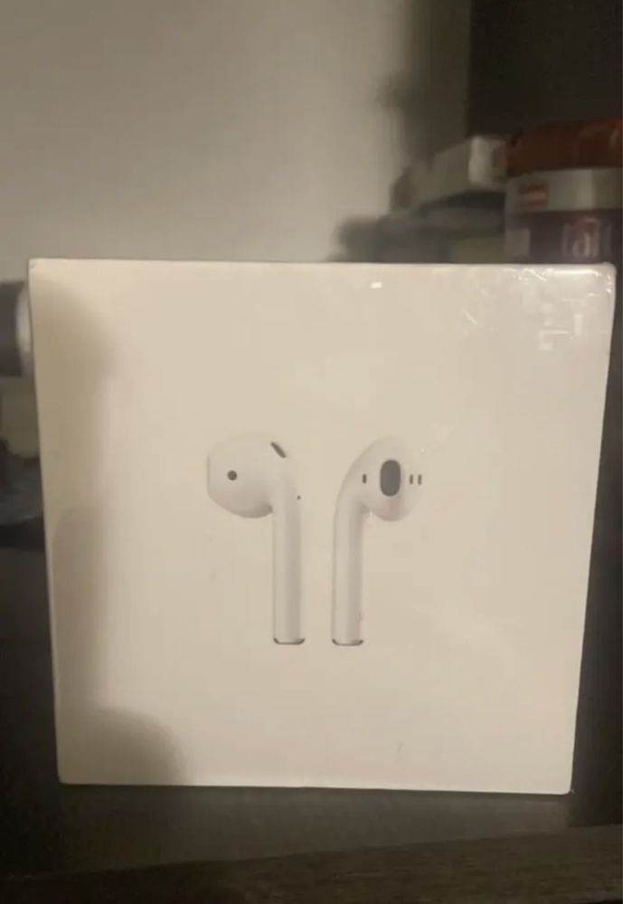 Наушники APPLE Air pods 2 with charging case