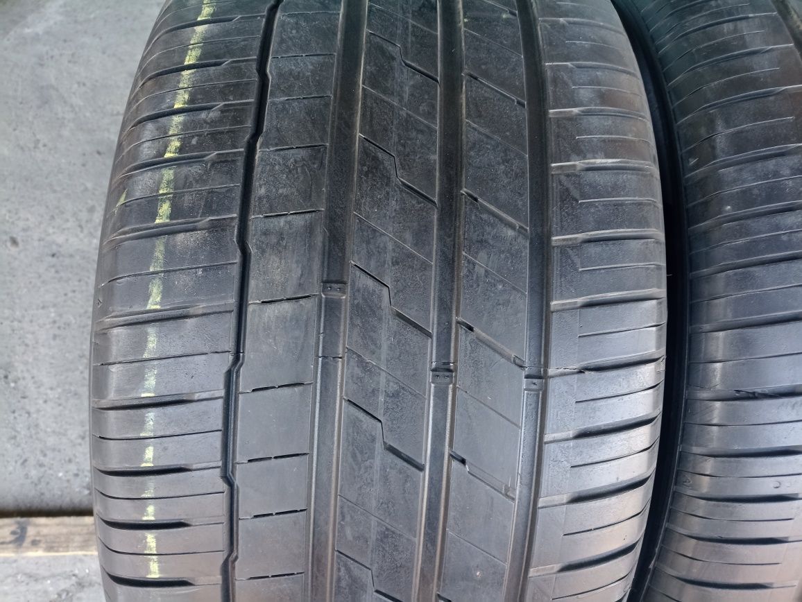 2 anvelope RunFlat de vara Hankook 305/40 R20 dot 2520