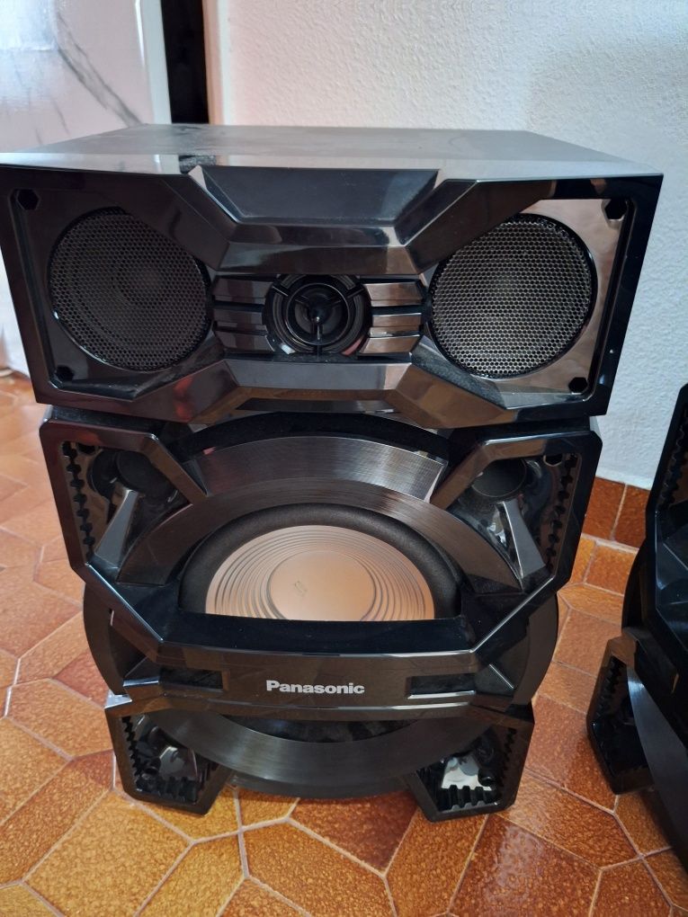 Sistem audio Panasonic karaoke model SC-MAX3500
