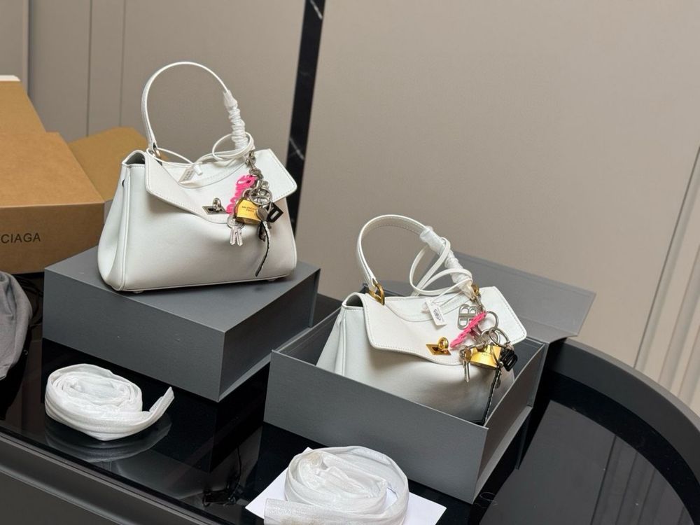 Geanta Balenciaga 24 cm