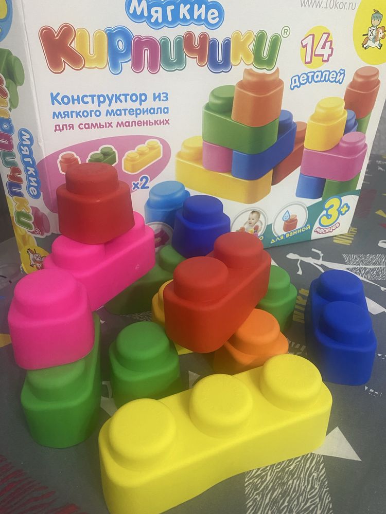 Конструктор кирпичики