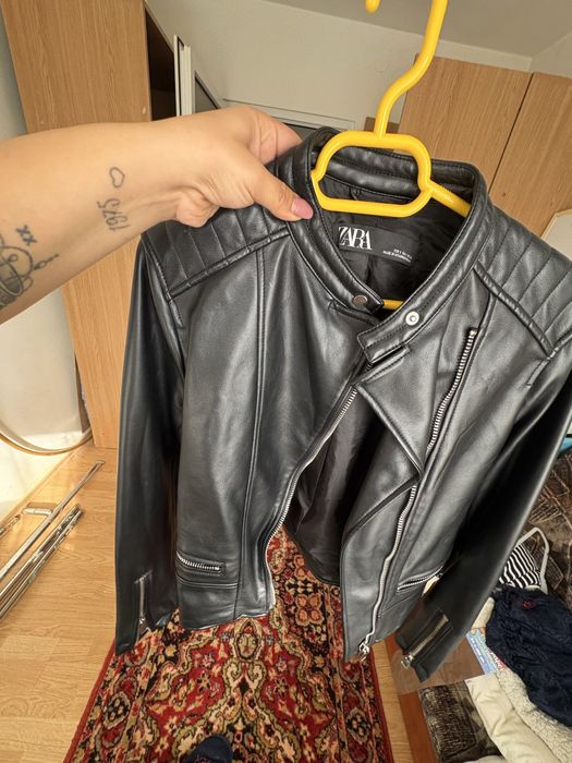 Geaca de piele zara