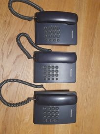 Три броя телефони Panasonic