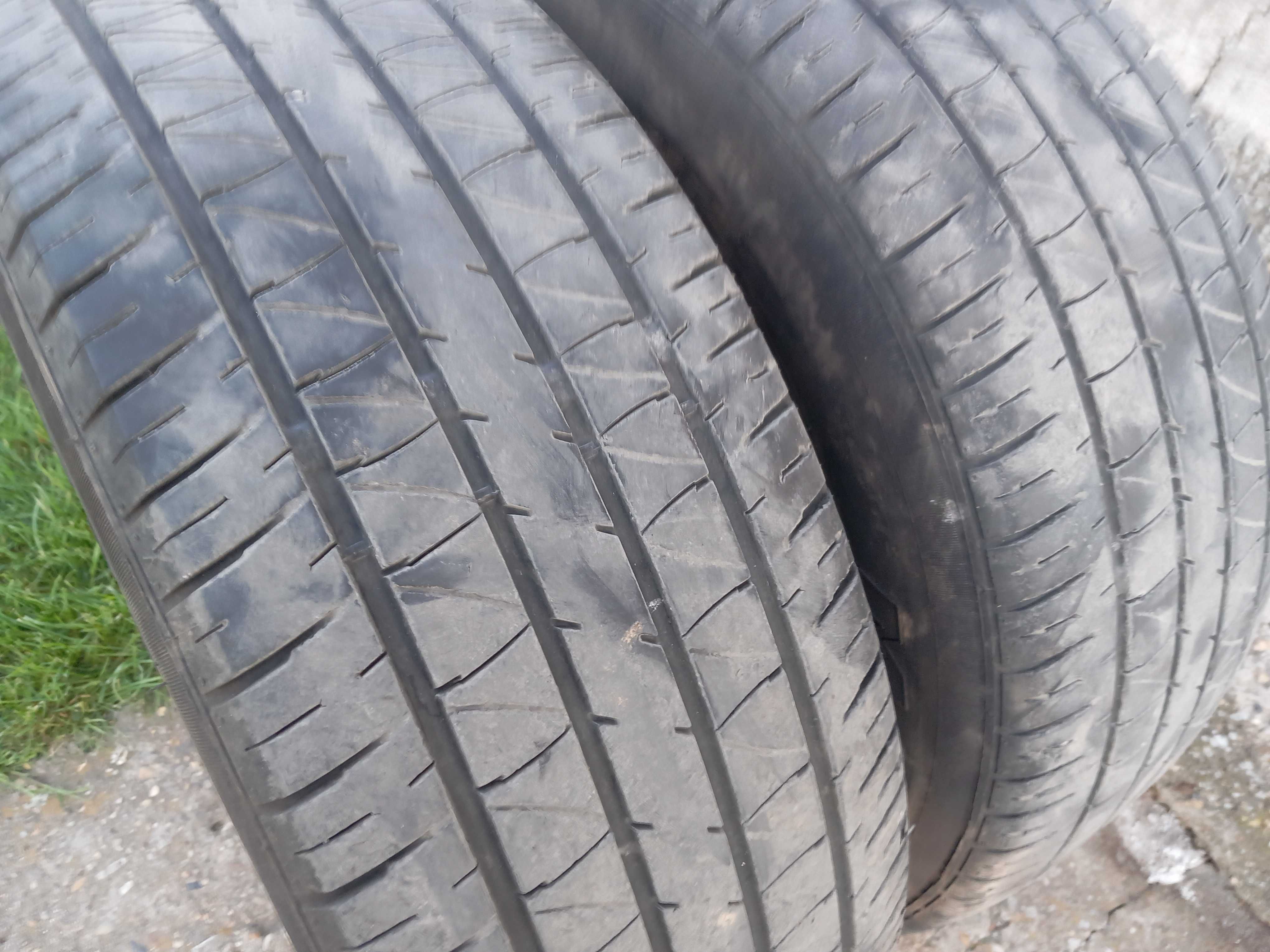 2бр  гуми  215 / 65  R15 C