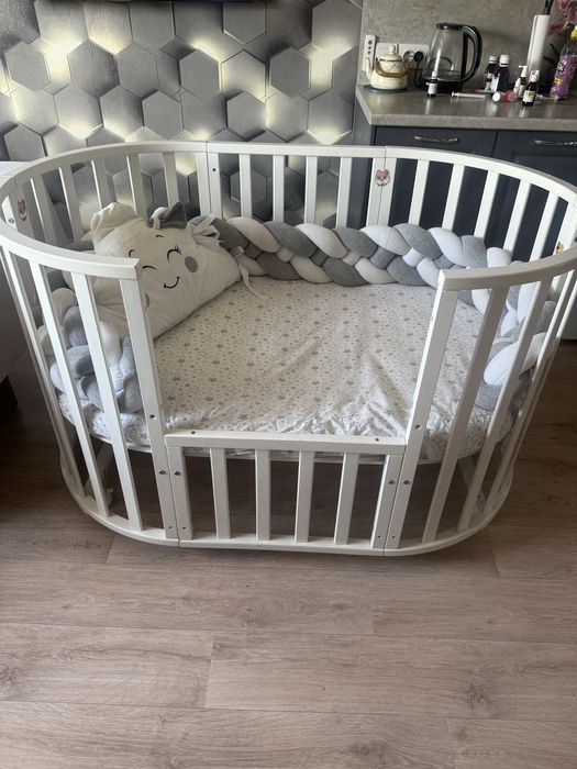 Продам детскую кровать трансформер