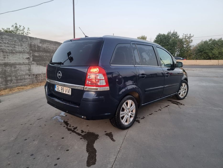 Opel Zafira B, 7 locuri, An fabricatie 2012/Euro 5