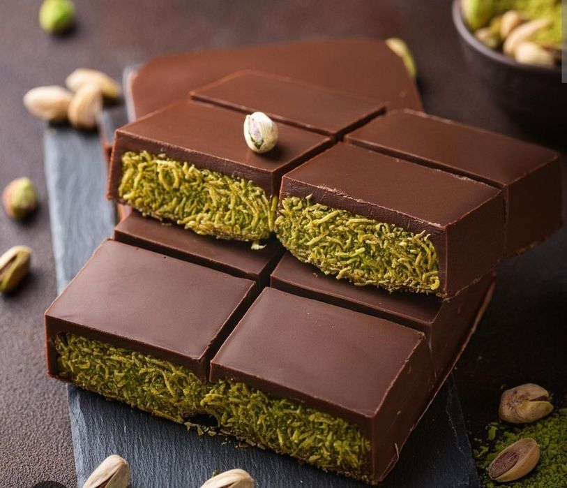 Подарок на все мероприятия Дубайский шоколад и Клубника в шоколаде