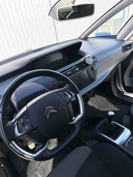 Citroën C4 Picasso | Benzină | 2015 | 196.000 km