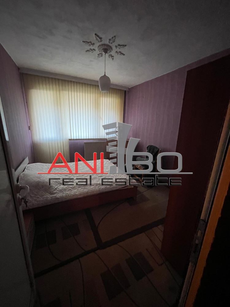 Агенция за недвижими имоти АНИ-БО продава двустаен апартамент на топ