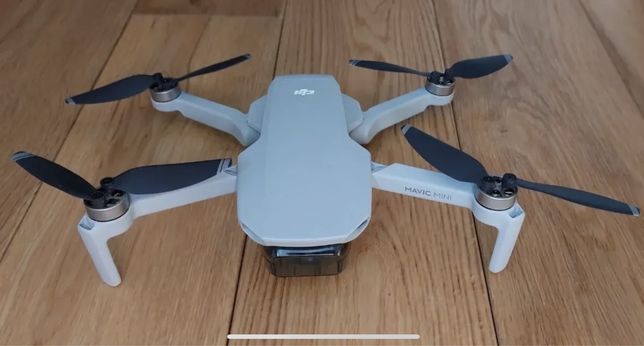 Drona DJI Mavic Mini pachet Fly more combo - ca noua