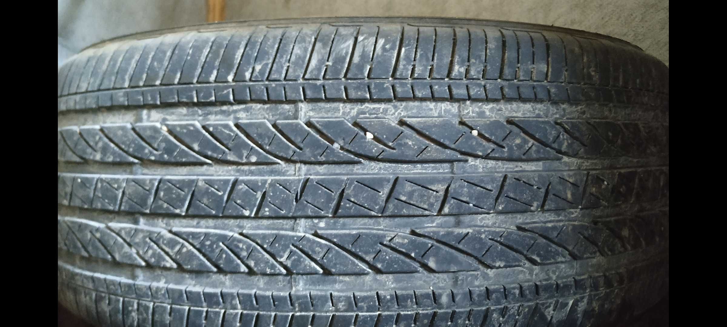 Bridgestone dueler 245 50 19 runflat