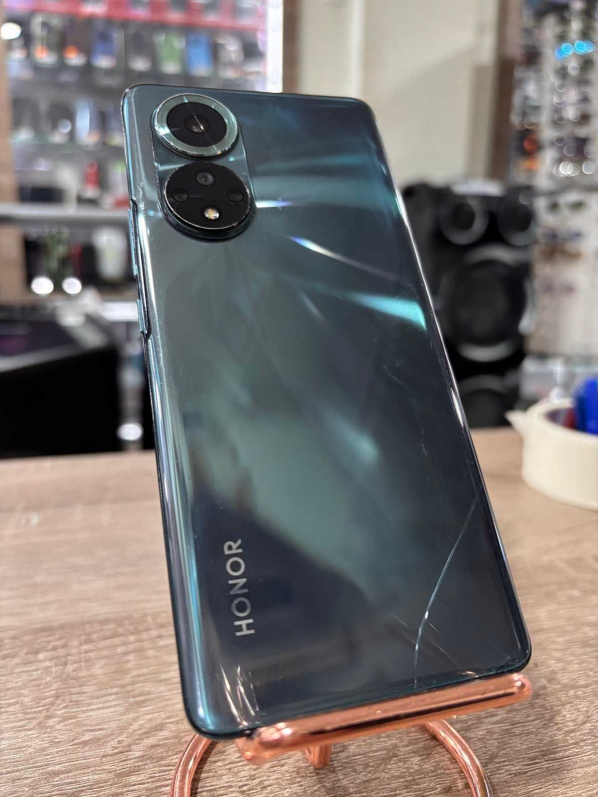 Предлагам Мобилен Телефон Honor 50