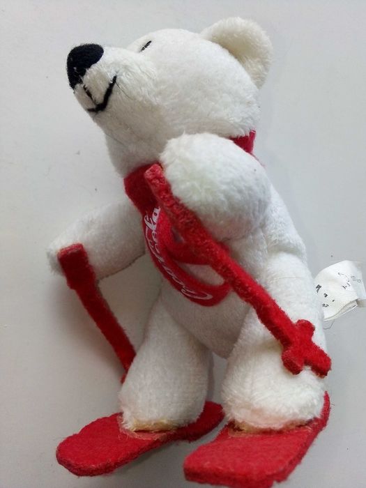 Плюшени играчки "Кока Кола"